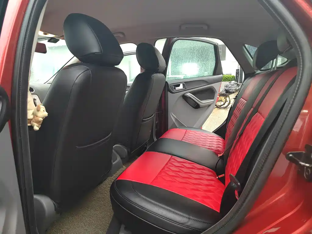Ford Focus — миниатюра 6