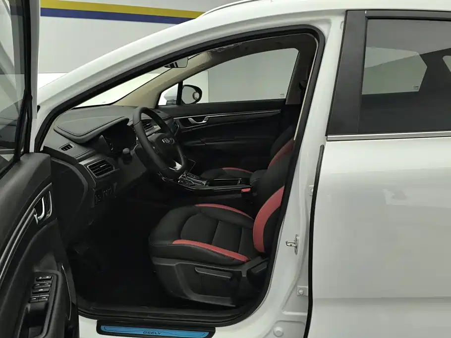 Geely Emgrand GS — миниатюра 9