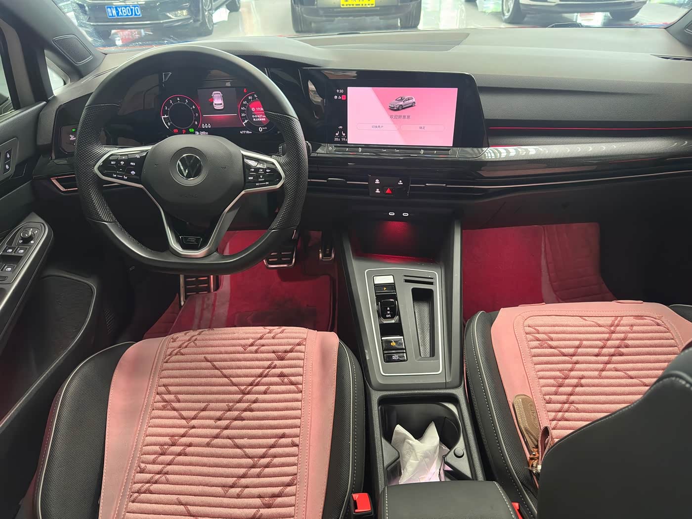 Volkswagen Golf 1.4 л 2022 г. Белый, пробег 47000 км