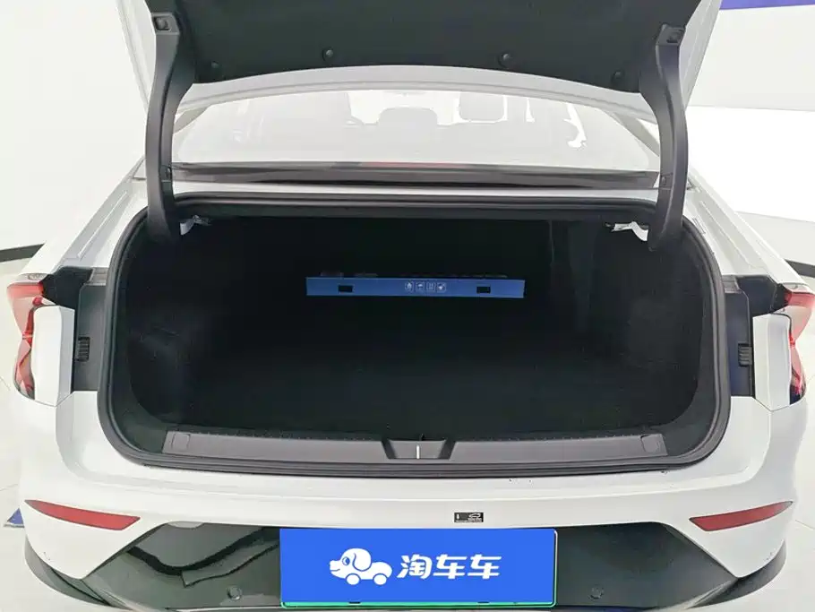 Wuling Xingguang — миниатюра 4