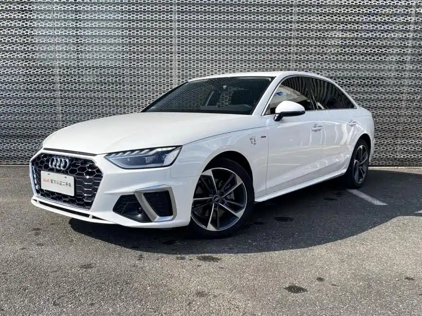 奥迪A4L 2022款 40 TFSI 时尚动感型 2022