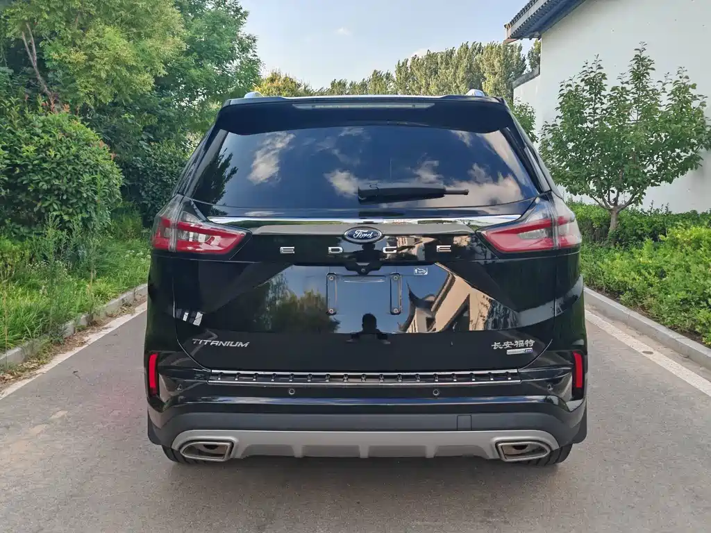 Ford Edge — миниатюра 4