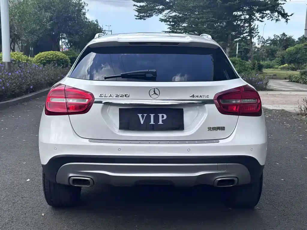 Mercedes-Benz GLA — миниатюра 9