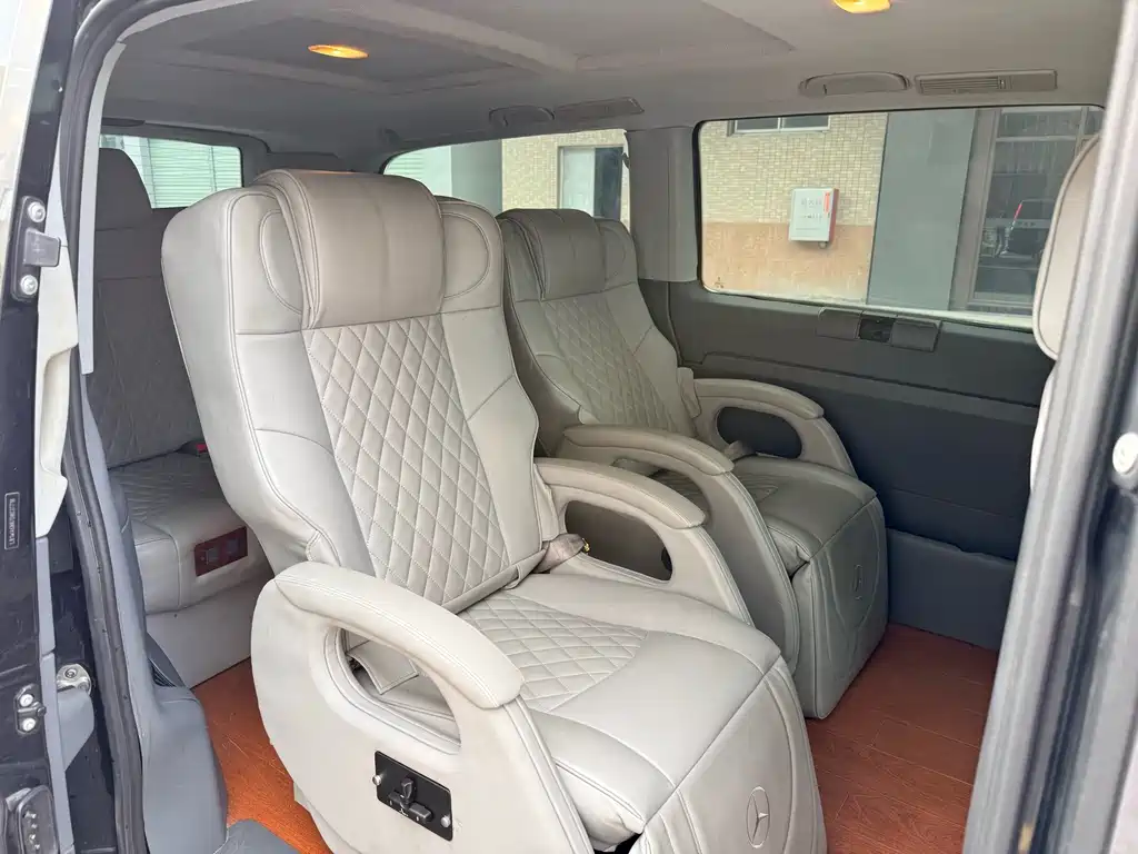 Mercedes-Benz Vito — миниатюра 5