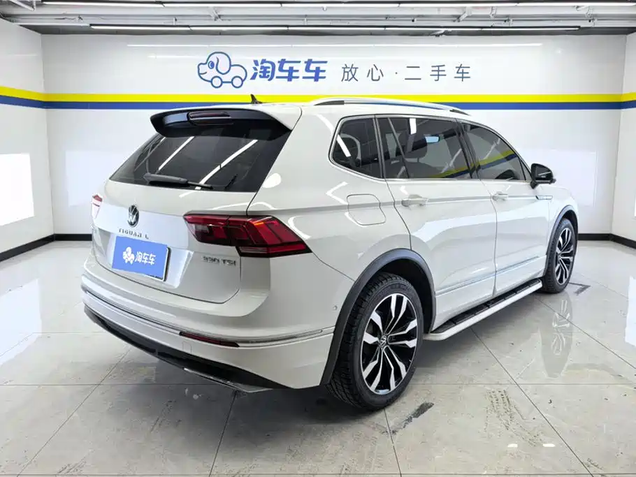 Volkswagen Tiguan L — миниатюра 3