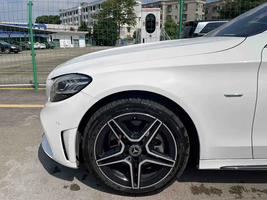Mercedes-Benz C-Class — миниатюра 4