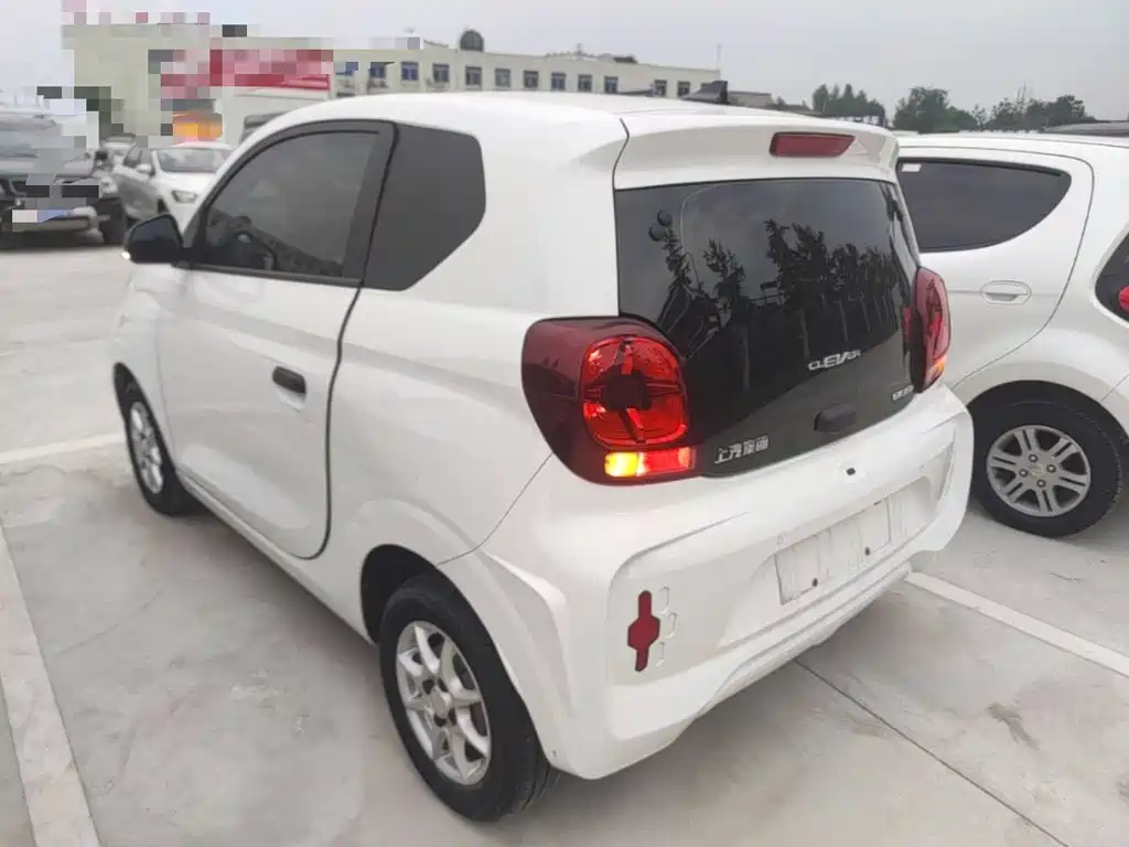 Roewe Clever — миниатюра 5