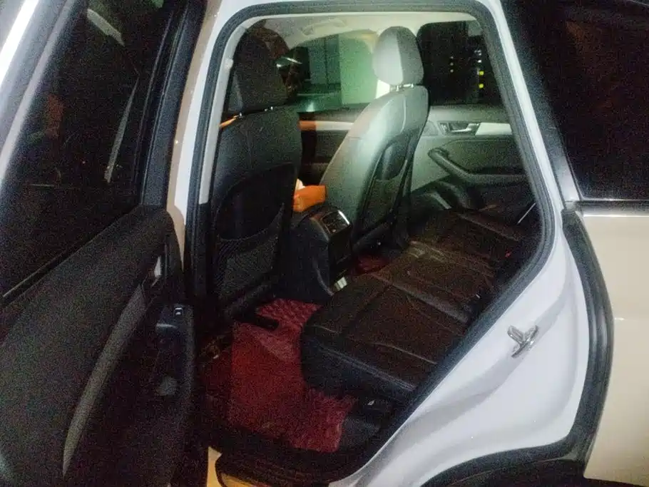 Audi Q5 — миниатюра 11