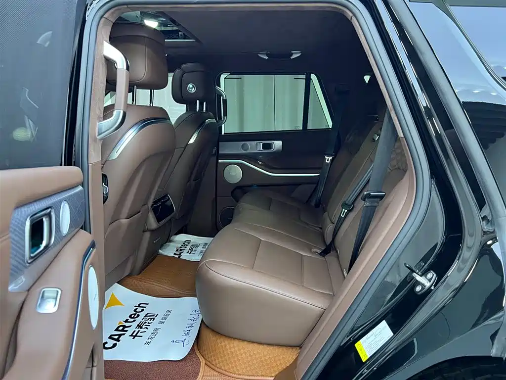 TANK TANK 700 NEW ENERGY