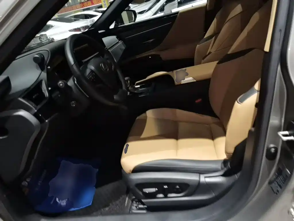 Lexus ES — миниатюра 15