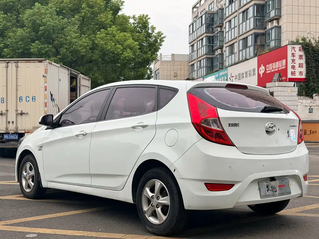 Hyundai Ruiyi — миниатюра 8