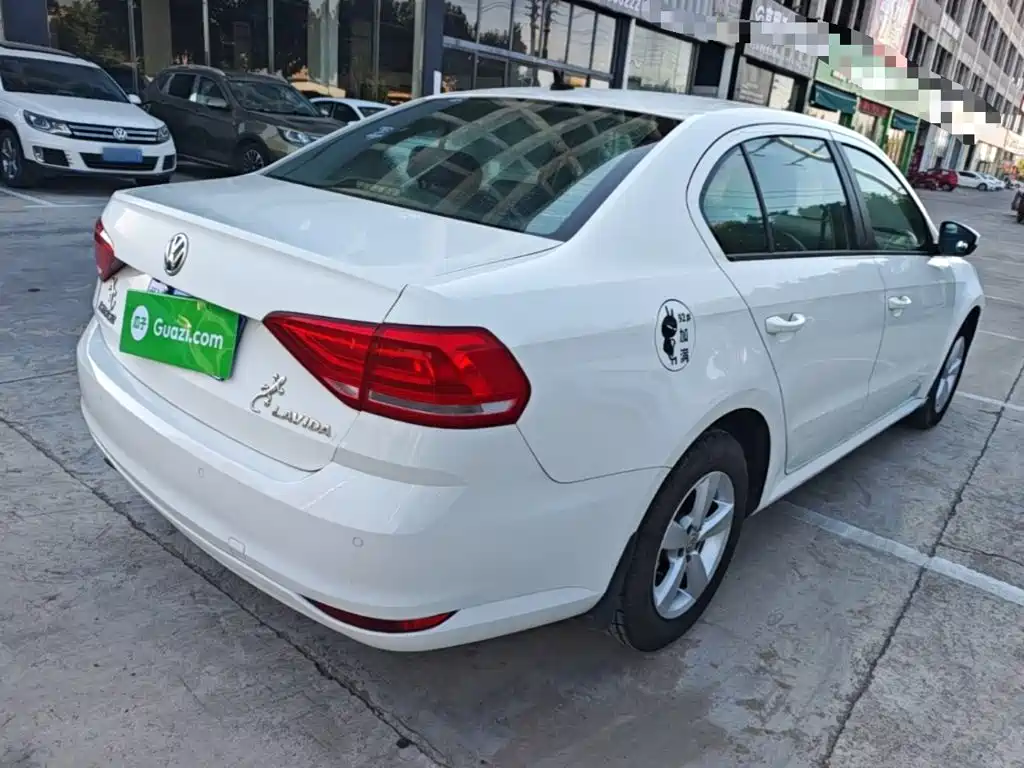 Volkswagen Lavida — миниатюра 7