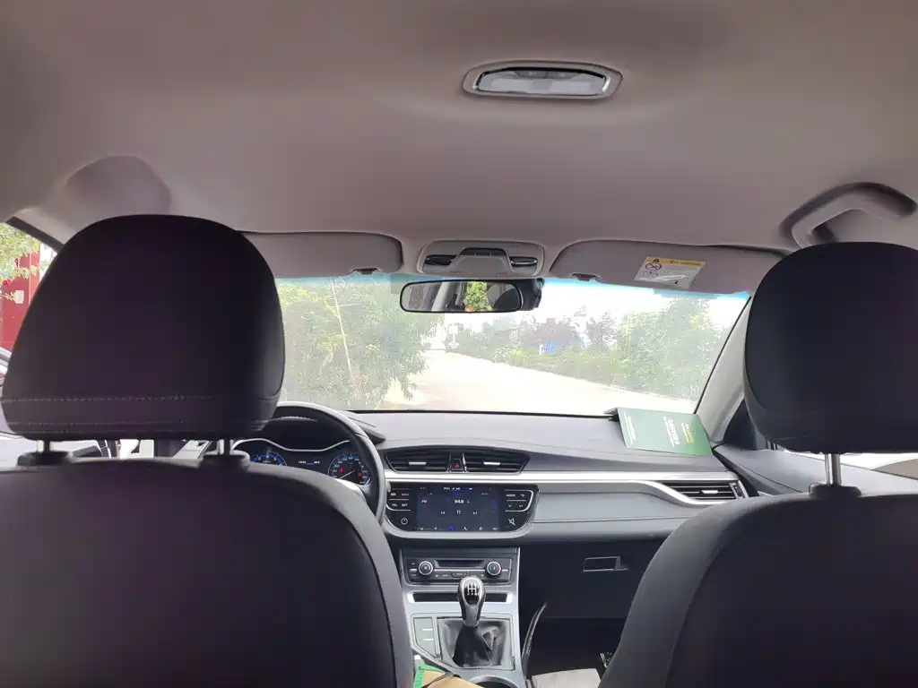 Geely Emgrand — миниатюра 9