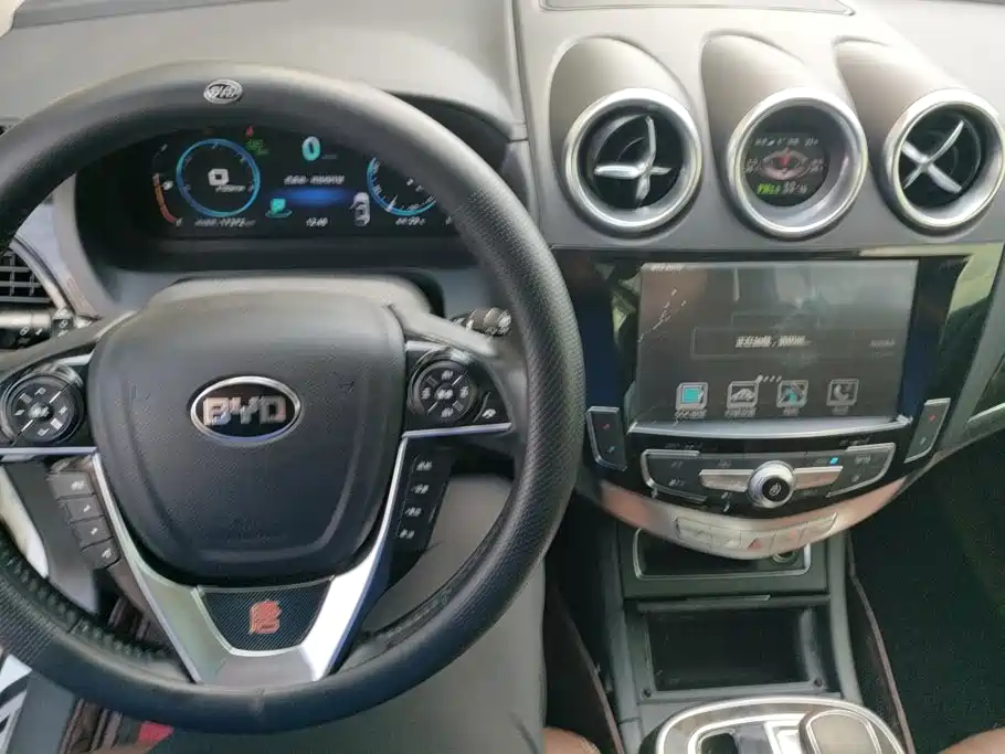 BYD Tang New Energy — миниатюра 12