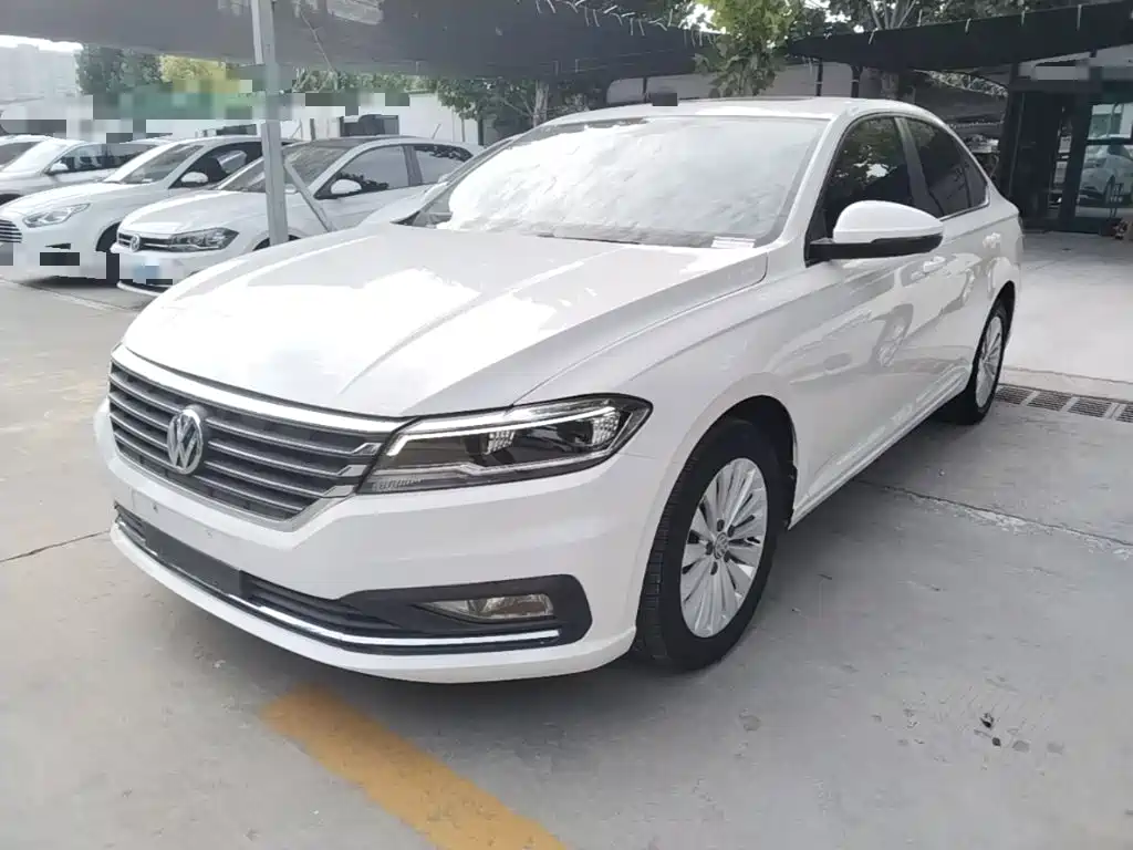 Volkswagen Lavida — миниатюра 2