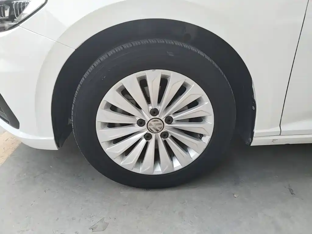 Volkswagen Lavida — миниатюра 23
