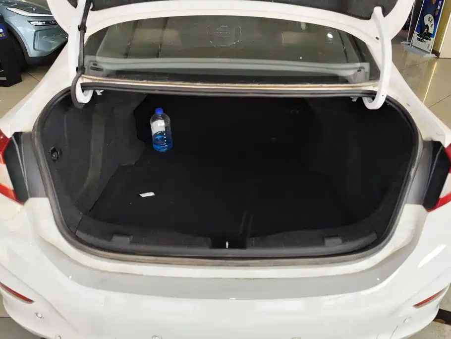 Chevrolet Cruze — миниатюра 4