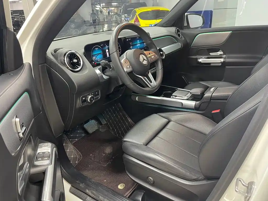 Mercedes-Benz GLB — миниатюра 7