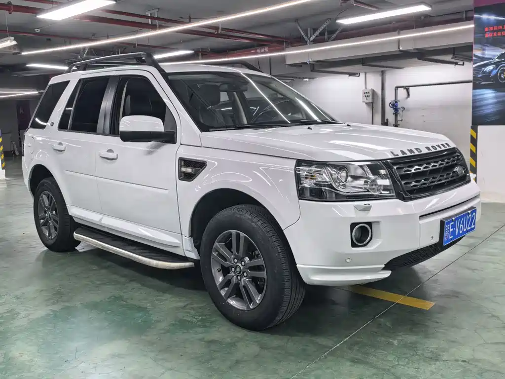 Land Rover 2 015 2.0T Si4 XS