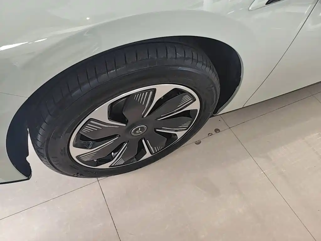 Hongqi Hongqi Tiangong 05 — миниатюра 23