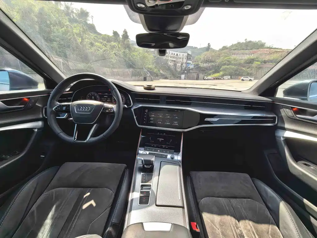 Audi A6L 2020 40 TFSI Luxury