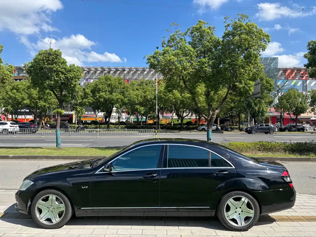 Mercedes-Benz S-Class — миниатюра 7