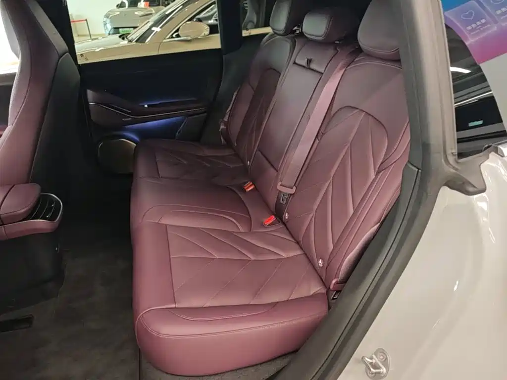 NIO ET5T — миниатюра 17