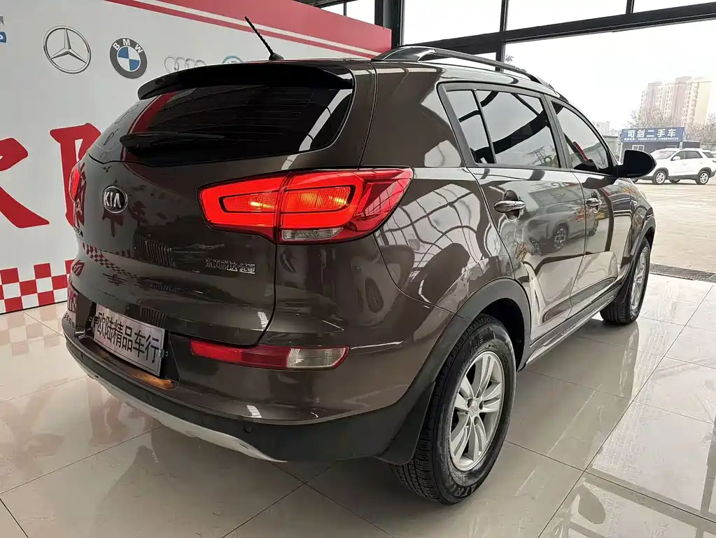 Kia Sportage — миниатюра 12
