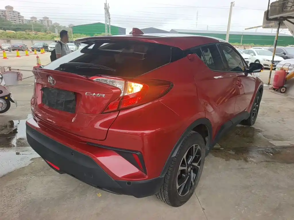 Toyota C-HR — миниатюра 7