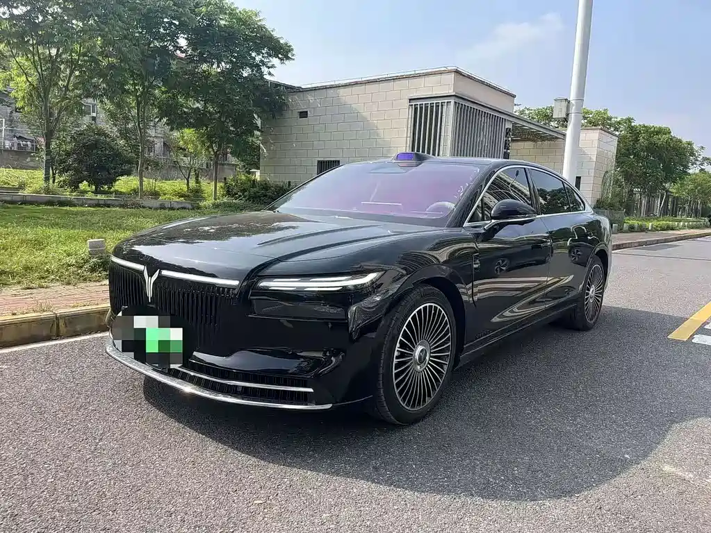 VOYAH 岚图追光 L