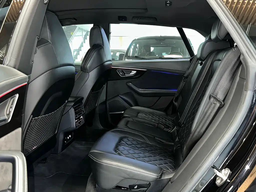 Audi Q8 2019 55 TFSI Premium