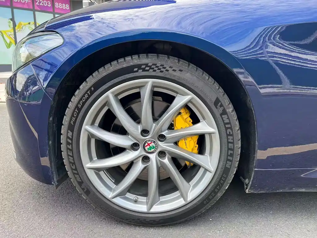 Alfa Romeo Giulia — миниатюра 11