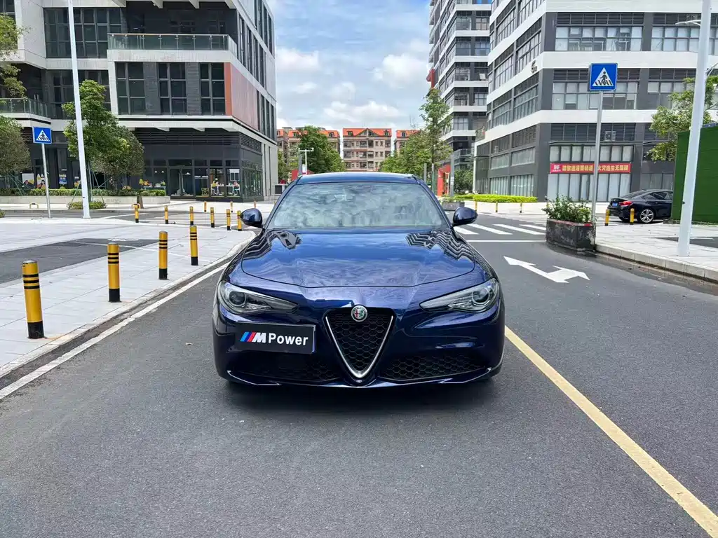 Alfa Romeo Giulia — миниатюра 2