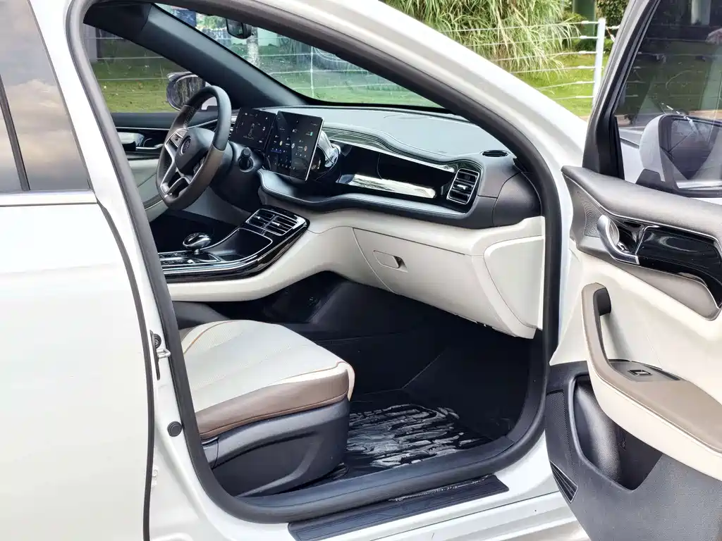 BYD Qin PLUS — миниатюра 7