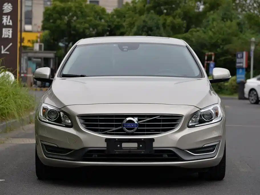 Volvo S60 2017 S60L T4 Smart Vision Edition