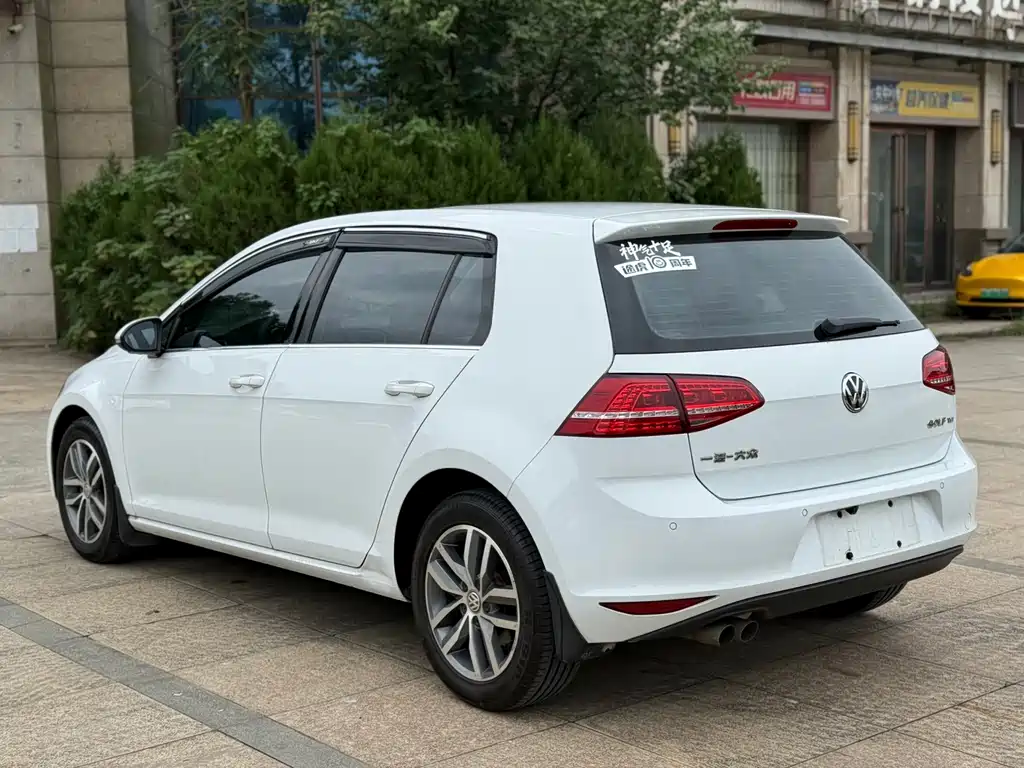 Volkswagen Golf — миниатюра 6