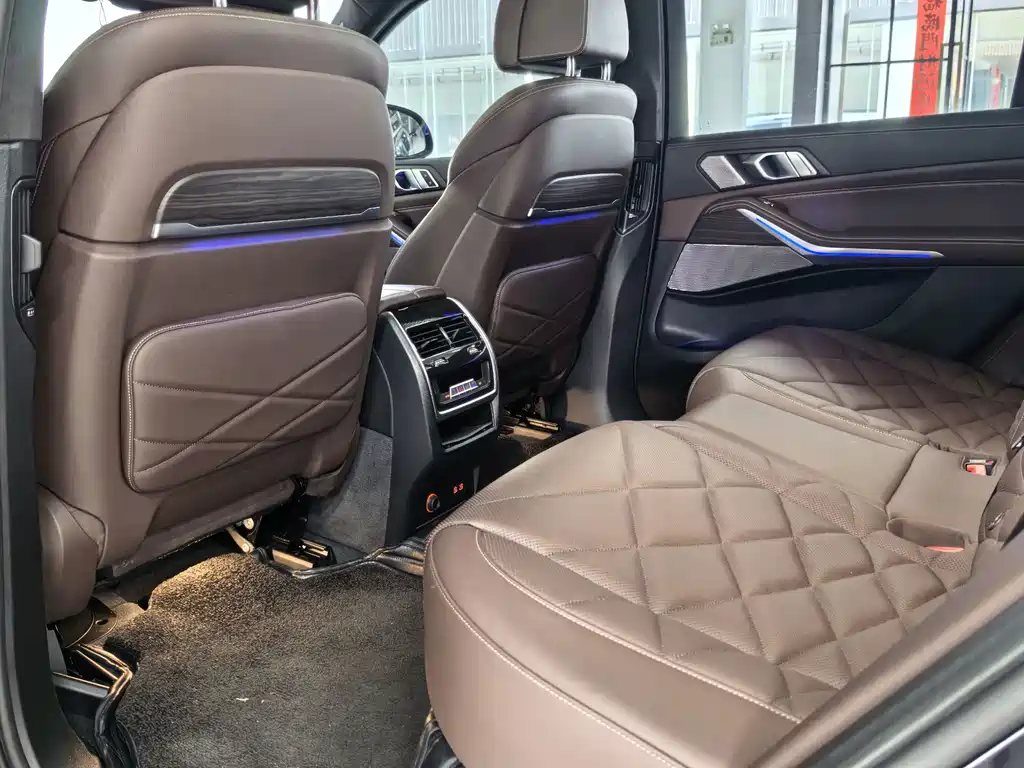 BMW X5 — миниатюра 8