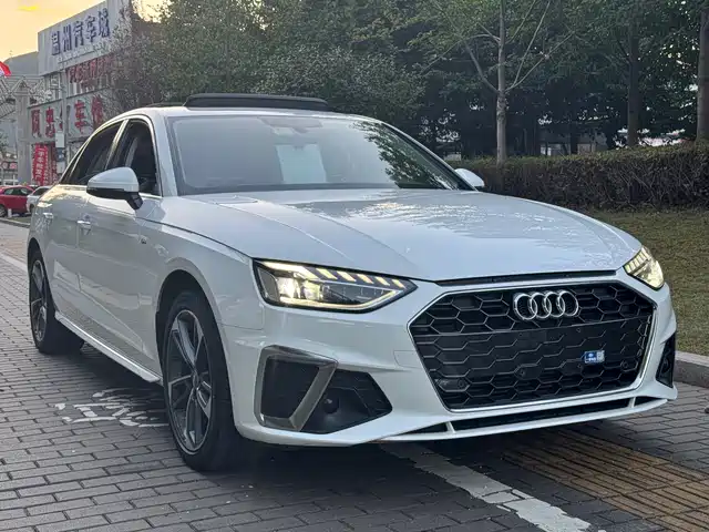 AUDI  A4L 2021