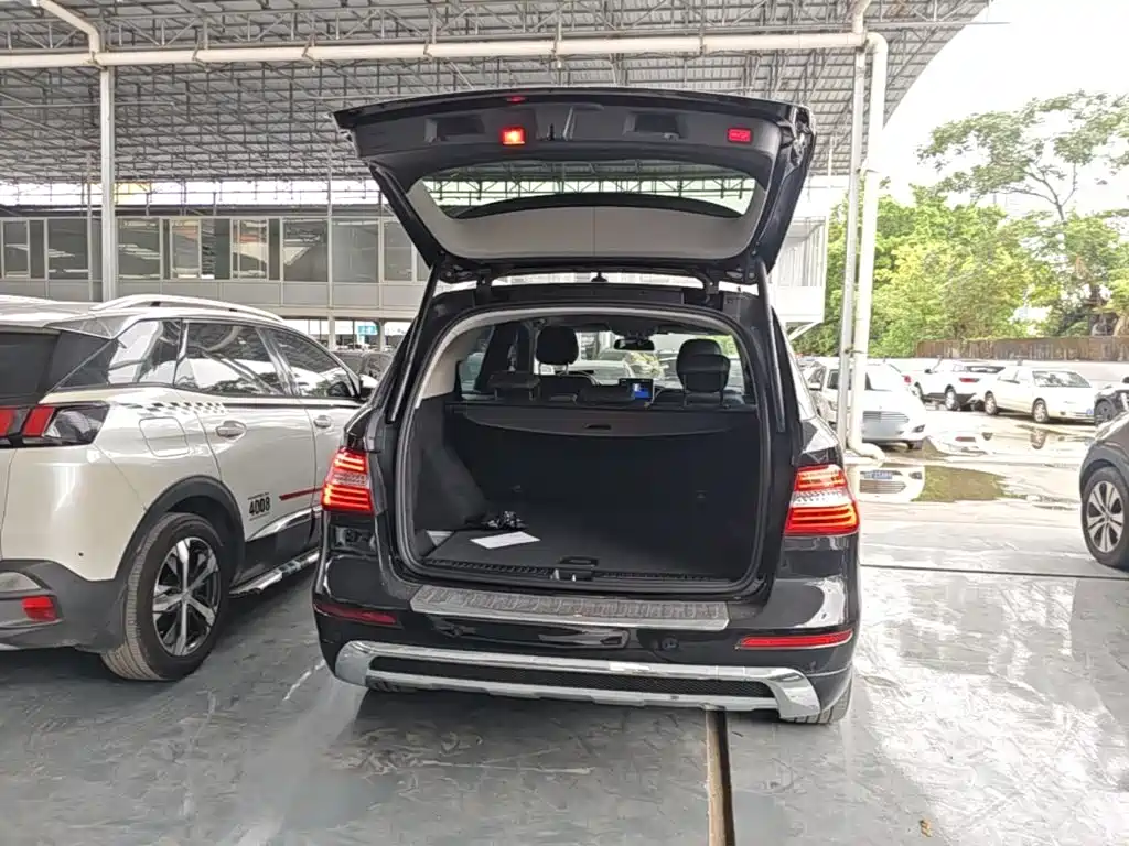 Mercedes-Benz M-Class — миниатюра 19