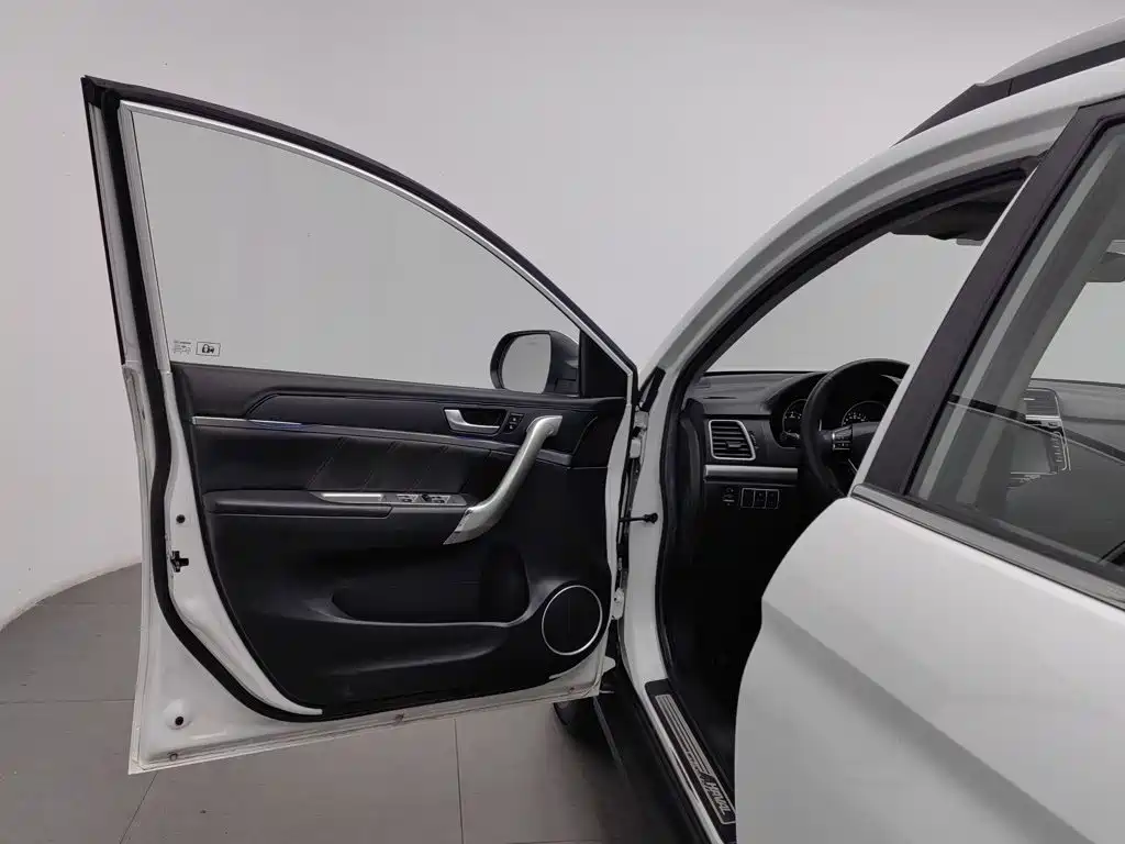 Haval M6 — миниатюра 8