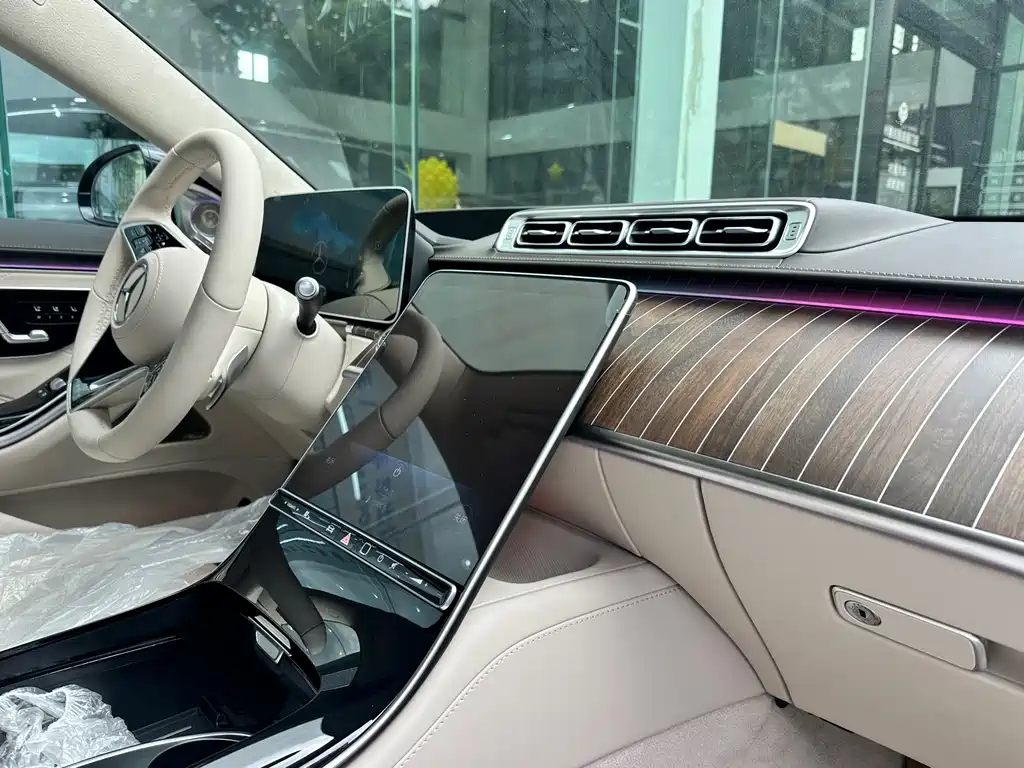 Mercedes-Benz S-Class — миниатюра 4