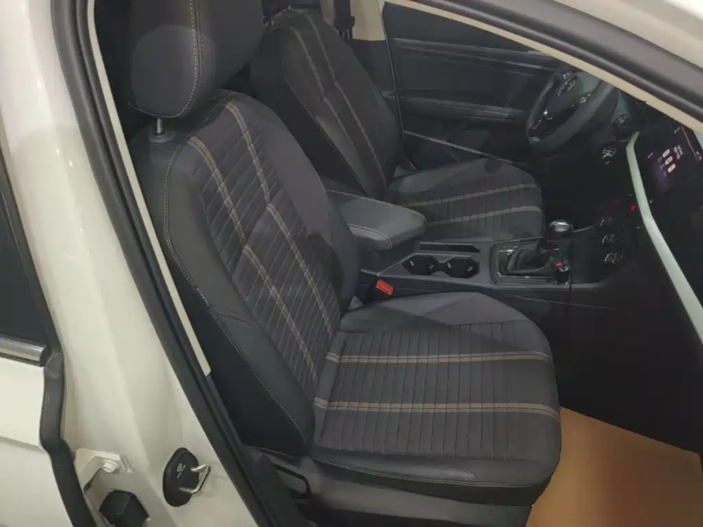 Volkswagen Lavida — миниатюра 25
