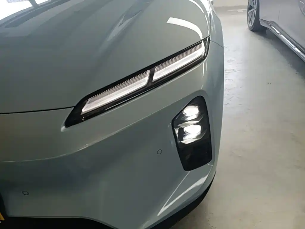 NIO ET5 — миниатюра 24