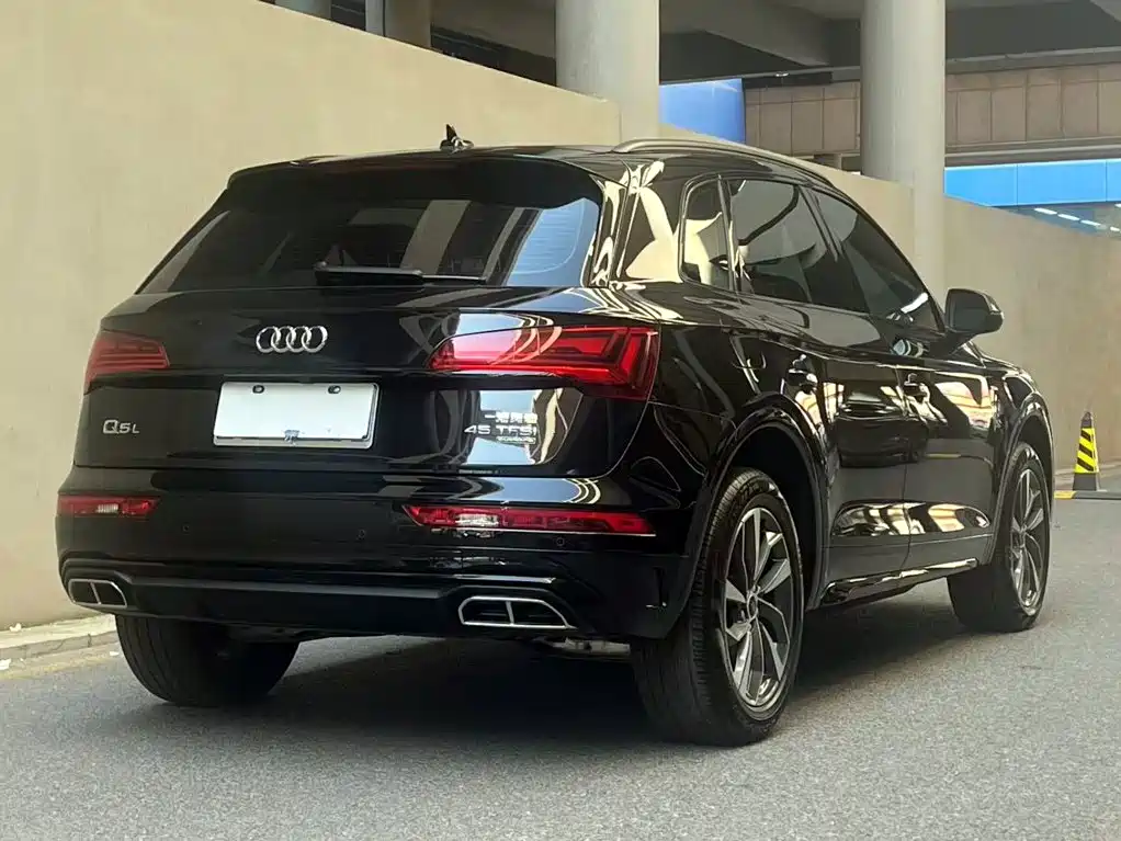 Audi Q5L — миниатюра 4