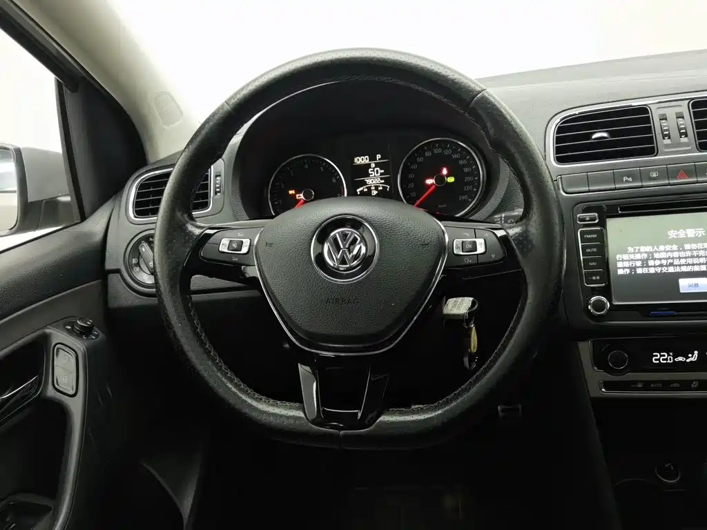 Volkswagen Polo — миниатюра 11