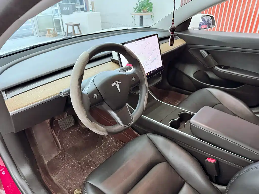 Tesla Model 3 — фотографии объявления, Фото 16