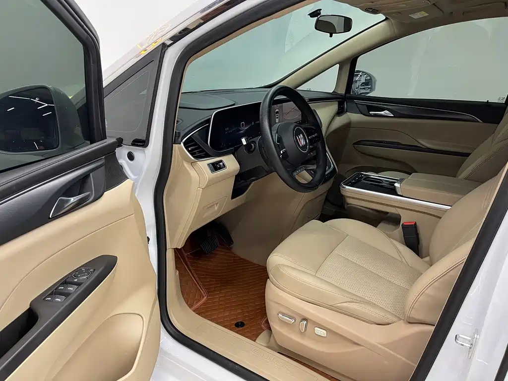 Buick GL8 — миниатюра 4