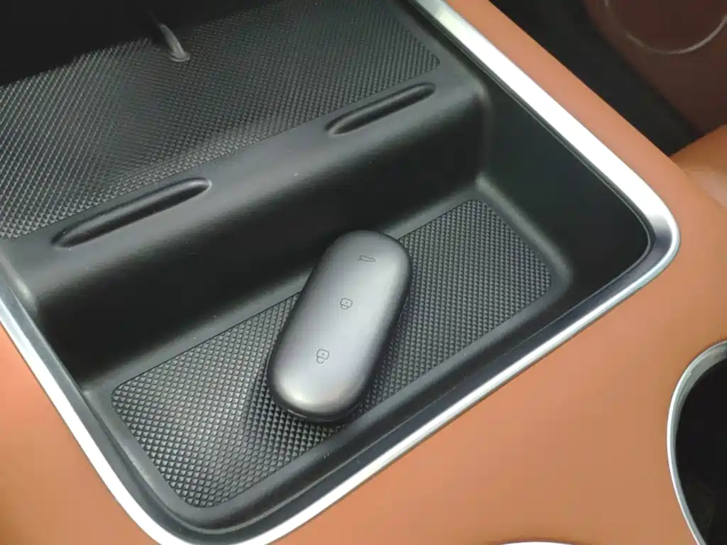 Li Auto Li L9 — миниатюра 9