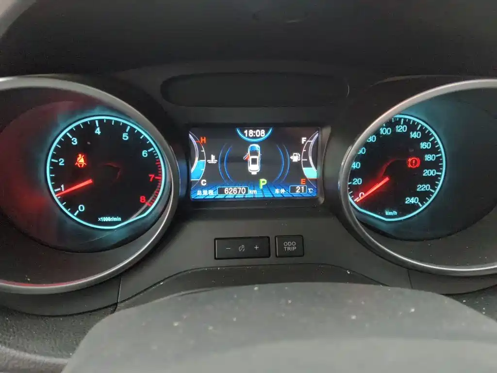 BYD Yuan — миниатюра 8