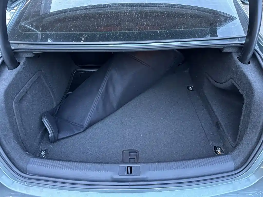 Audi A4L — миниатюра 7